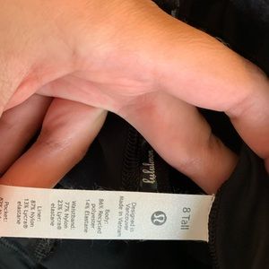 Lululemon skirt! Size 8 tall!
